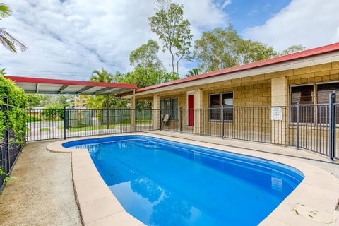 14 Double Island Drive - Rainbow Beach, Large Holiday House With Pool,Pets Welcome, Free Wi-Fi - Surfers Gold Coast 0