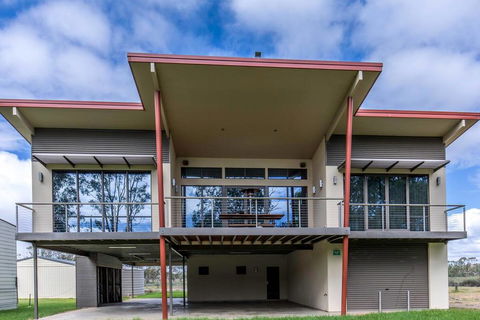 141 Providence Drive, Bowhill - Surfers Gold Coast 0