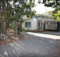 15 Belle Court - Modern architect designed open plan holiday home with outdoor shower - Surfers Gold Coast