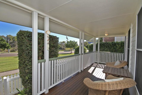16 Beachway Pde, Marcoola: Linen Incl, WiFi, Pet Friendly, A/Cond. 500 BOND - Surfers Gold Coast 0
