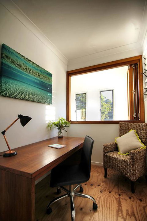 17 Naiad Court - Modern, Open Plan Family Home With Covered Outdoor Area And Double Lock-up Garage - Surfers Gold Coast 3