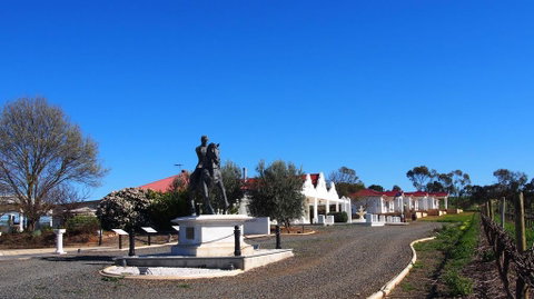 1837 Barossa Luxury Vineyard Cottages - Surfers Gold Coast 2