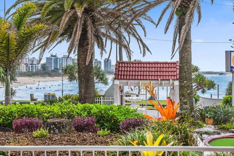 2 Bedroom Private Unit - Alexandria Apartments - Surfers Gold Coast 2