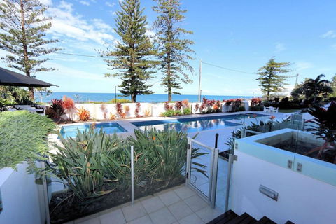 C Bargara Unit 101 - Surfers Gold Coast 0