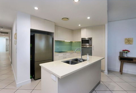 C Bargara Unit 101 - Surfers Gold Coast 2