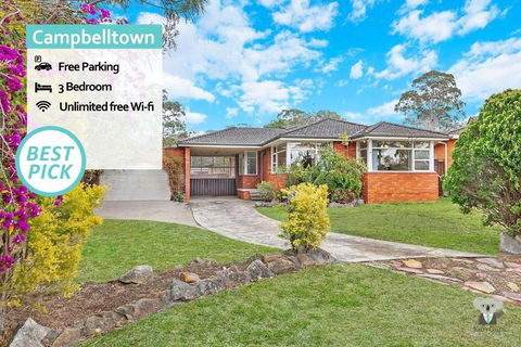 CAMPBELLTOWN HOLIDAY HOME 3 BED + FREE PARKING NCA039 - Surfers Gold Coast 0