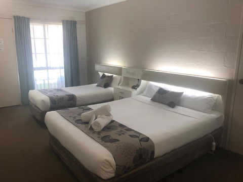 CAPRICORN MOTOR Inn - Surfers Gold Coast 3