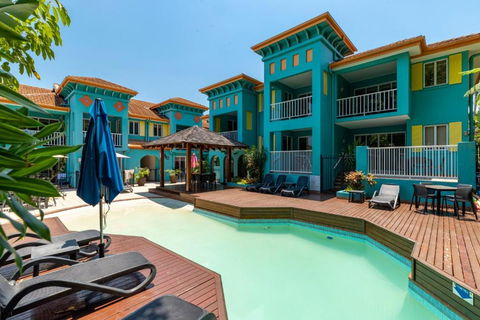 CASA PAPAYA Adults Only Apartment - Surfers Gold Coast 0