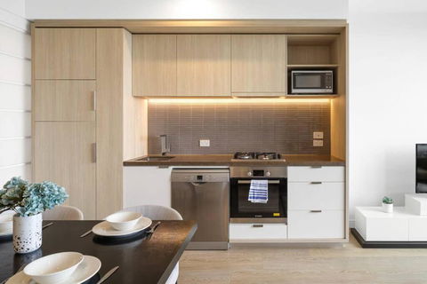 CASSA EMPORIUM - City-View Apartments Managed By The Cassa - Surfers Gold Coast 3