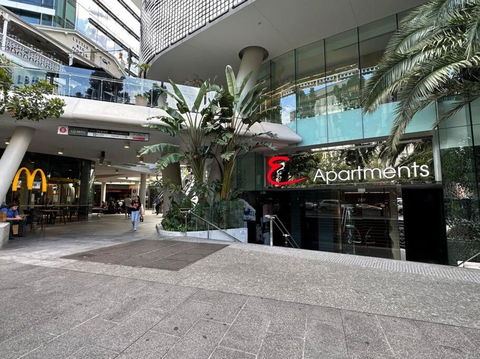 CASSA EMPORIUM - City-View Apartments Managed By The Cassa - Surfers Gold Coast 2