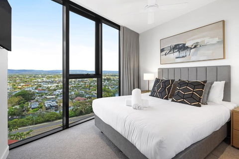 CASSA ENCORE - Luxury Apartments Managed By The Cassa - Surfers Gold Coast 3