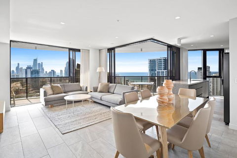CASSA ENCORE - Luxury Apartments Managed By The Cassa - Surfers Gold Coast 0