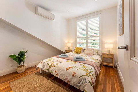 CBD Chic 3 Bedroom Stay - Walk To Darling Harbour & Fish Market. (27) - Surfers Gold Coast 2