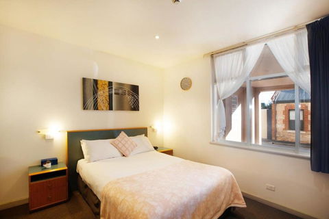 CBD Premium Location Studio - Surfers Gold Coast 3