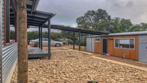 CDC-625 Beach House Incl.rear 2BR Studio - Surfers Gold Coast 3