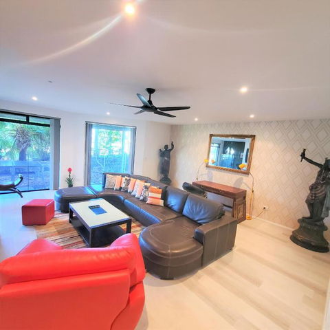 CHAP41C - Coco Veranda - Surfers Gold Coast 0