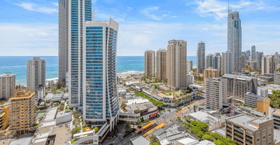 Circle on Cavill 25th Floor with Ocean Views - CoastHM