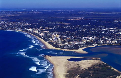 COASTAL ESCAPE@ The Cosmopolitan Unit 20806 - Surfers Gold Coast 1