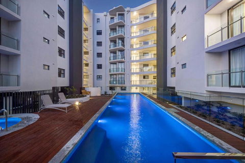 COTTON TREE CORNER@The Cosmopolitan Unit 10509 - Surfers Gold Coast 0