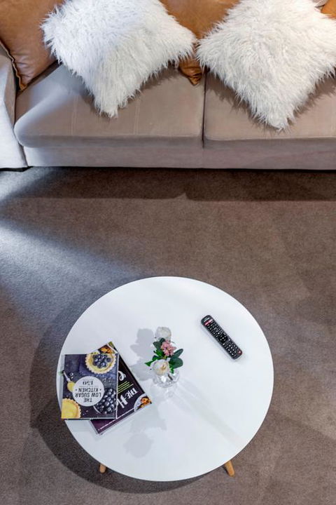 3 BDR Stylish City Retreat // Close To All And Everything In Canberra - Surfers Gold Coast 3