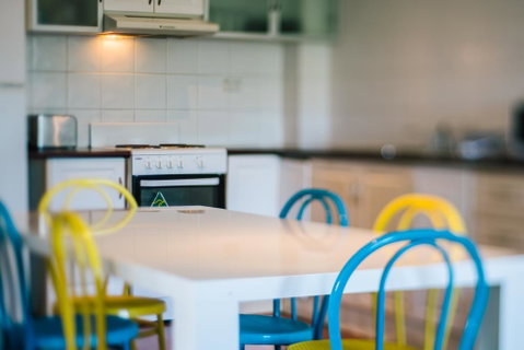 3 Bedroom Apartment / Spence St - Surfers Gold Coast 0