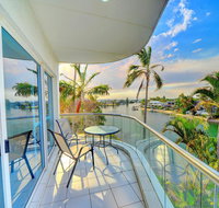3br Broadbeach Lakefront Apartment - Surfers Gold Coast
