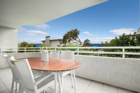 4 Cote D Azur 6 Douglas Street - Surfers Gold Coast 1