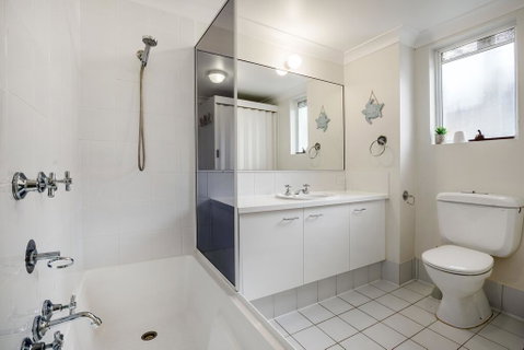 4 Cote D Azur 6 Douglas Street - Surfers Gold Coast 2
