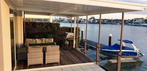 4.5 Million Dollar Surfers Paradise Dream Mansion - Surfers Gold Coast 1