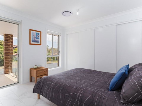 5 Bent Street - Huge House With Foxtel & Aircon - Surfers Gold Coast 3