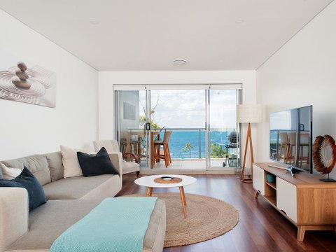 501 The Shoal - Surfers Gold Coast 0