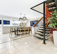 7 Bedroom Gold Coast Luxury Waterfront Home with Pool sleeps 20 - Surfers Gold Coast