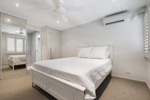 7 Wharf Street - Surfers Gold Coast 3