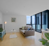 80 EvelynGreen 2BR1Bth Apt Collingwood  Close CBD