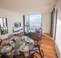98 Roserbery - Surfers Gold Coast