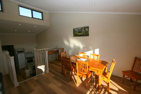 Acacia 5/2 Kirwan Close - Surfers Gold Coast 1