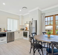 Accommodation Hunter - Adams Street Maitland - Surfers Gold Coast
