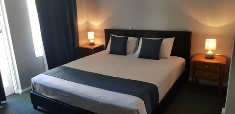 Adelaide Pulteney Motel - Surfers Gold Coast 0