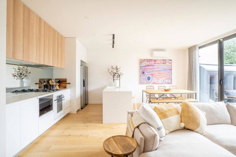 Discover An Idyllic Boho Style Retreat In Geelong - Surfers Gold Coast 0