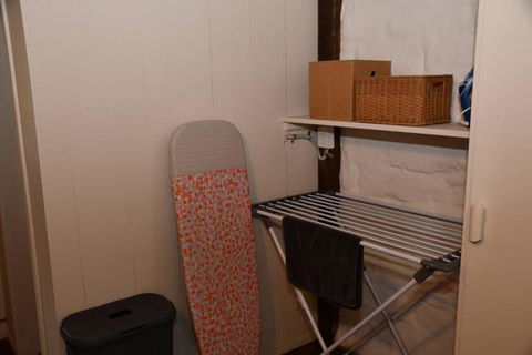 Diskin House Mt Pleasant Rd, Eltham For 16 Guests - Surfers Gold Coast 1