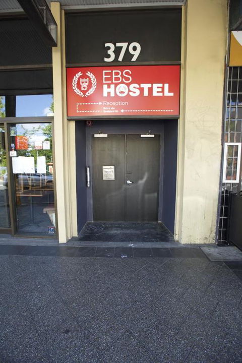 EBS Sydney Hostel - Surfers Gold Coast 3