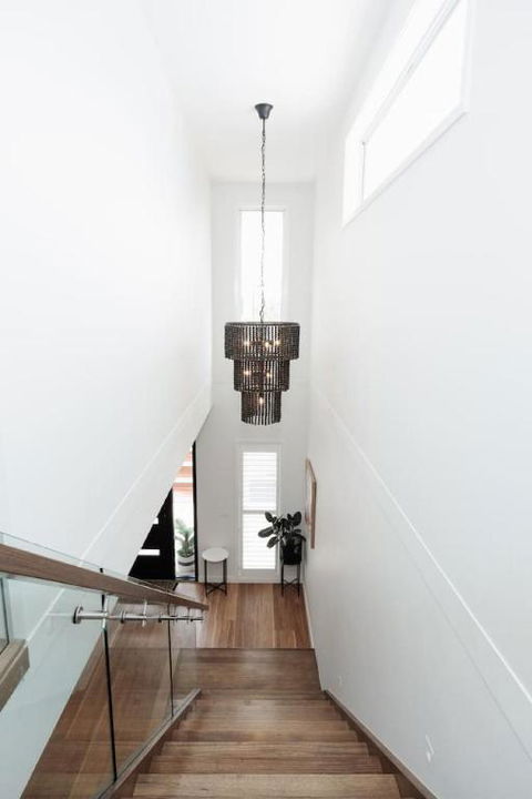 EDEN Spacious Torquay Family Escape - Surfers Gold Coast 2