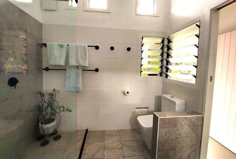 Front Apartment At The Cottage- 2 Bedrooms - Geneva In Kyogle - Surfers Gold Coast 4