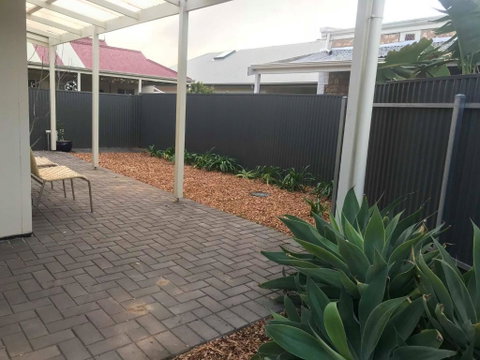 Gawler Townhouse U1 1 Bedroom - Surfers Gold Coast 4