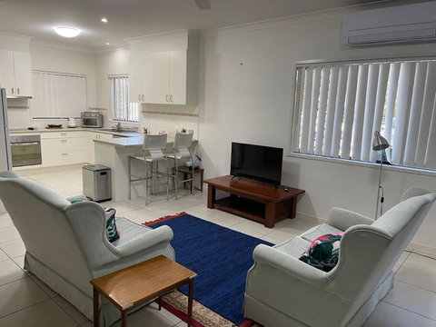 Georgina Townhouse - Surfers Gold Coast 1