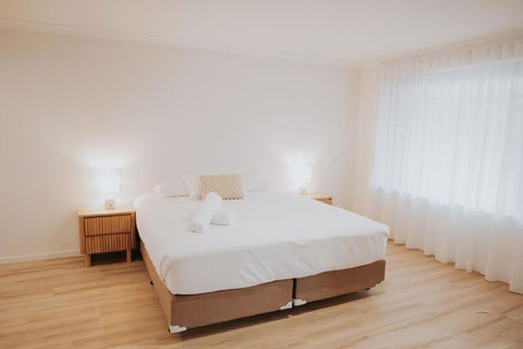 Greenacres Motel - Surfers Gold Coast 0