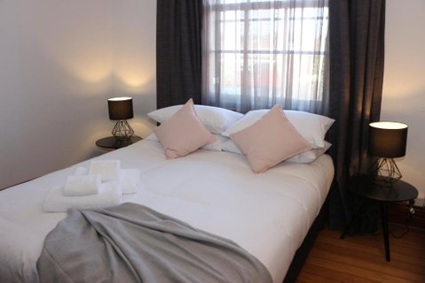 Guildford Hotel - Surfers Gold Coast 4