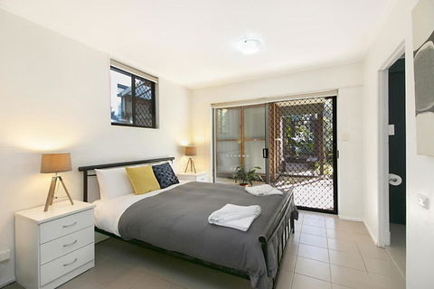 HideAway - Tweed Coast Holidays - Surfers Gold Coast 0