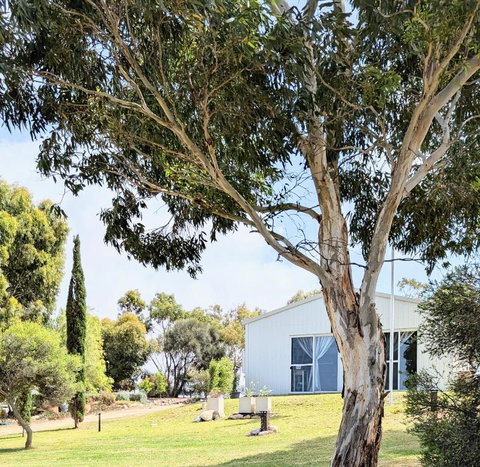 Hilltop Riverview Retreat - Surfers Gold Coast 2