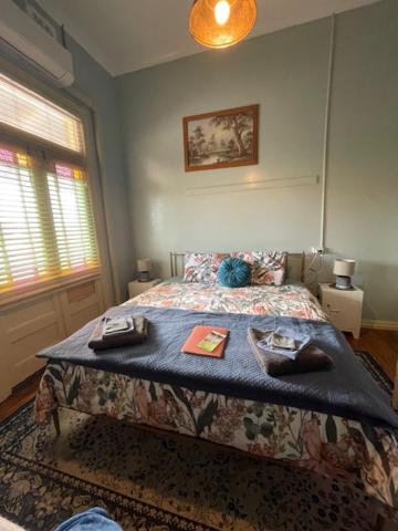 HISTORIC STAR LODGE And STATION MASTERS HOUSE NARRANDERA - Surfers Gold Coast 1